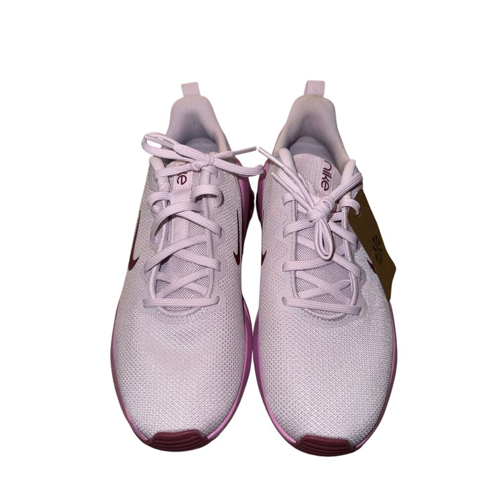 Nike Air Zoom Bella - Women size 9 (US)